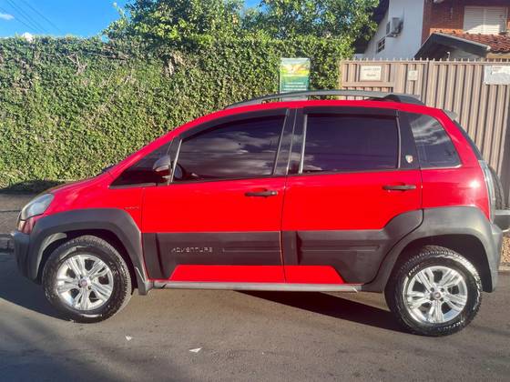 FIAT IDEA 1.8 MPI ADVENTURE 16V FLEX 4P AUTOMATIZADO FIAT IDEA 1.8 MPI ADVENTURE 16V FLEX 4P AUTOMATIZADO